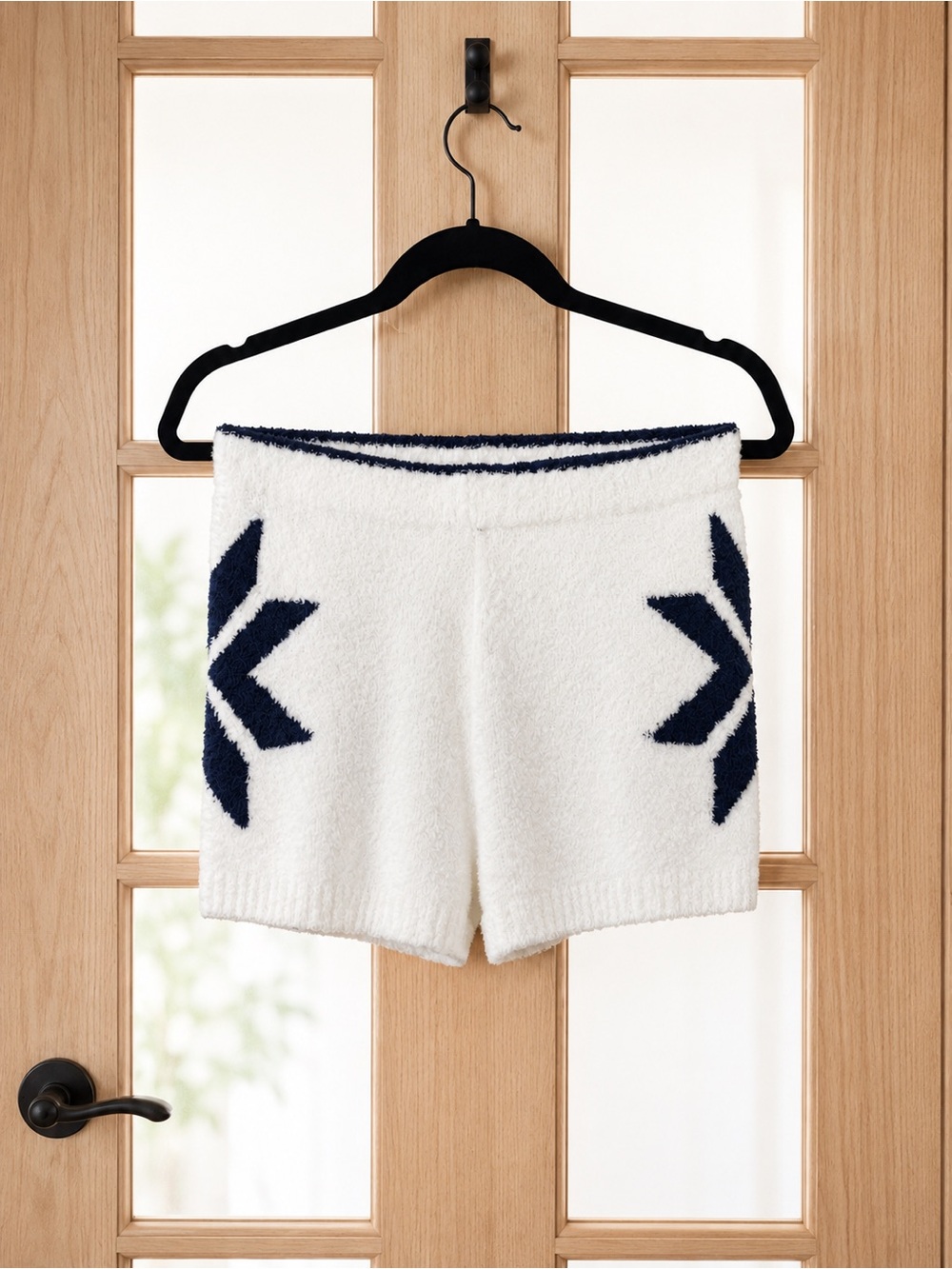 Z Supply Super Soft Plush Eyelash Knit Lounge Shorts White Navy Cozy NWOT Small